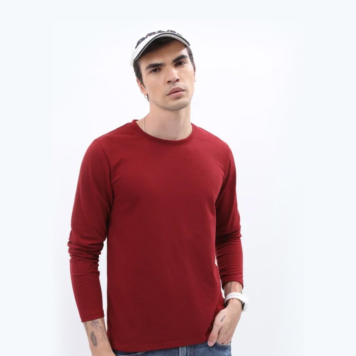 Round Neck Long Sleeves